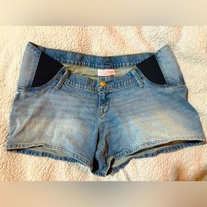🌺 3 For $20 ~ Isabel Maternity by Ingrid & Isabel Under Belly Midi Short Size 12